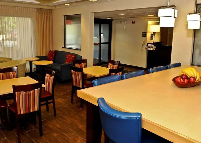 Hotel Hampton Chicago / I-90